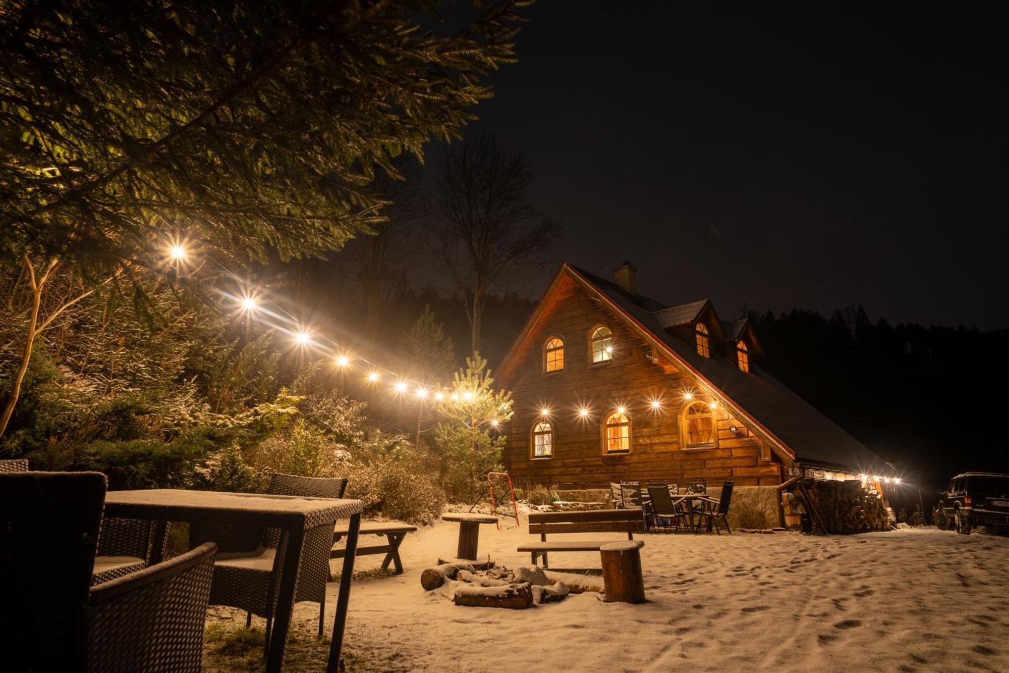 Forest Camp Dom W Gorach Sowich Michalkowa Esterno foto