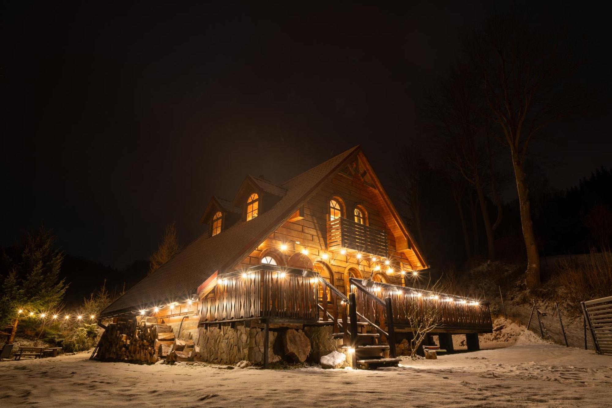 Forest Camp Dom W Gorach Sowich Michalkowa Esterno foto
